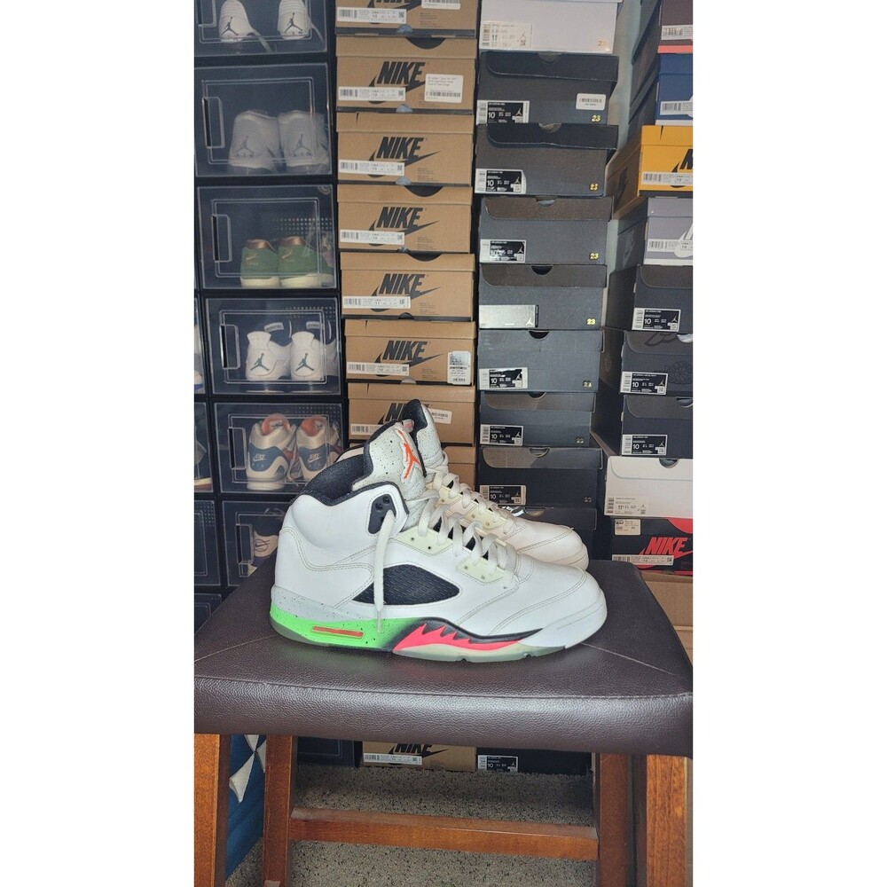Jordan 5 Retro Poison Green Size 10